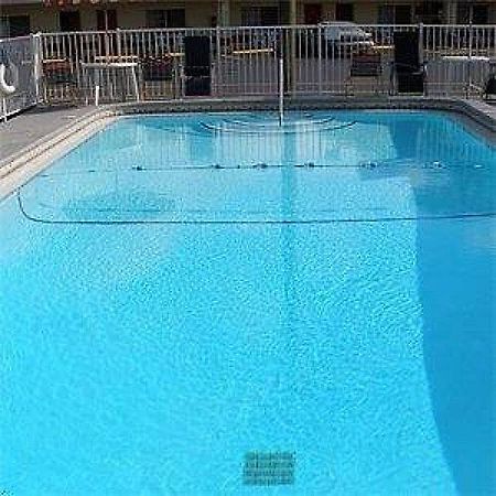 Red Carpet Inn Starke Ανέσεις φωτογραφία