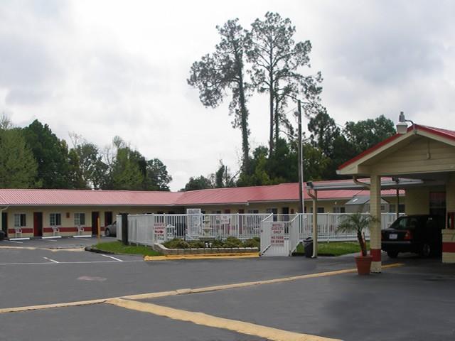 Red Carpet Inn Starke Εξωτερικό φωτογραφία